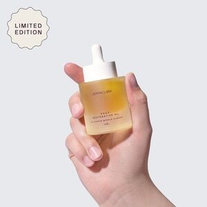 Dermaclara Daily Restorative Oil Hydrating and Anti Aging Superfoods Ltd Edition